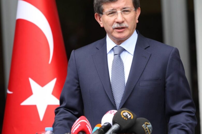 IL “senso dell umorismo” del premier Davutoglu.